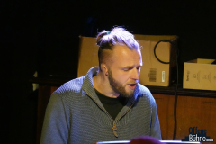 ... a montré un freestyle au piano