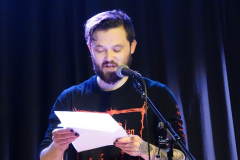 Marius Rehwalt a lu des textes sur l'amour, l'amitié et les zombies!