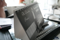 Flo Durden kann nicht nur lesen, sondern auch Kalender basteln!